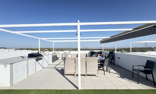 Resale - Freistehende Villa -
Villamartín