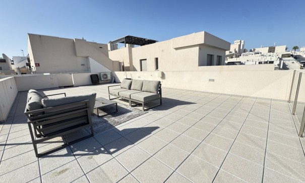 Sale - Detached Villa -
Villamartín - V