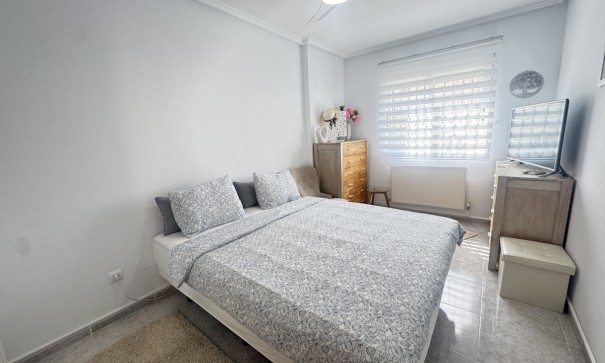 Videresalg - Fritliggende villa -
Villamartín