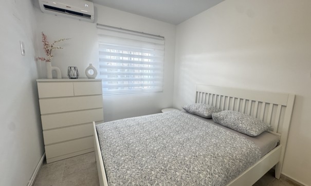 Videresalg - Fritliggende villa -
Villamartín