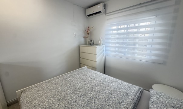 Videresalg - Fritliggende villa -
Villamartín