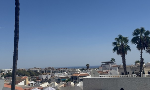 Återförsäljning - Fristående villa -
San Miguel de Salinas - Blue Lagoon