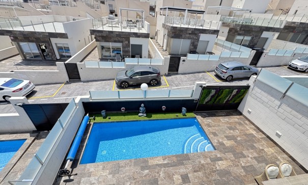 Återförsäljning - Fristående villa -
Villamartín