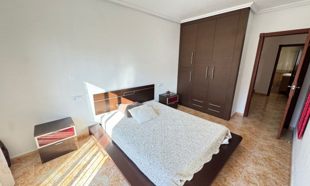 Återförsäljning - Radhus -
San Miguel de Salinas