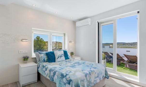 Resale - Freistehende Villa -
Torremendo