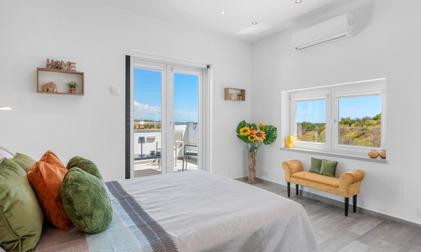 Resale - Freistehende Villa -
Torremendo