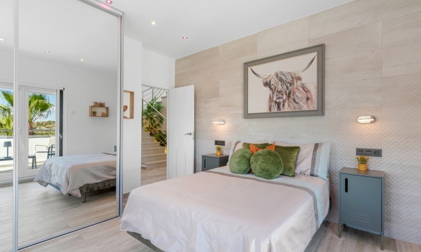 Resale - Freistehende Villa -
Torremendo