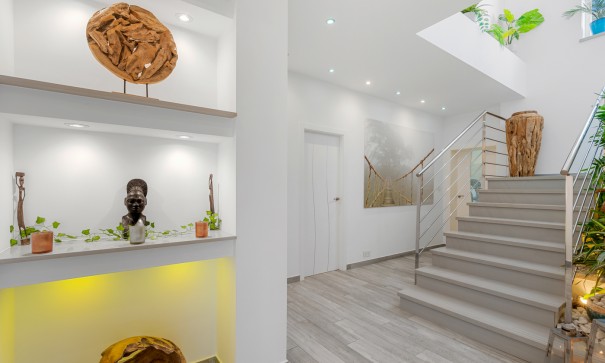 Resale - Freistehende Villa -
Torremendo