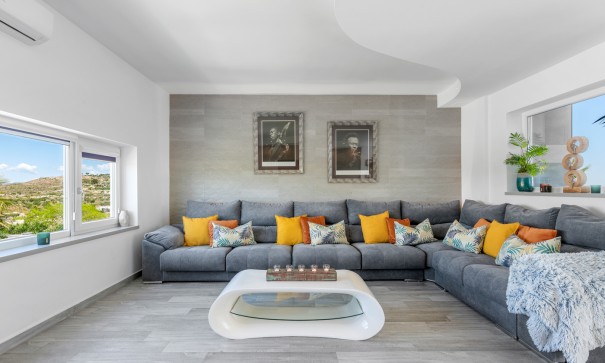 Resale - Freistehende Villa -
Torremendo