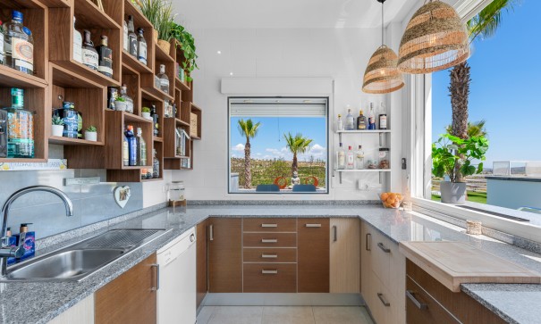 Resale - Freistehende Villa -
Torremendo