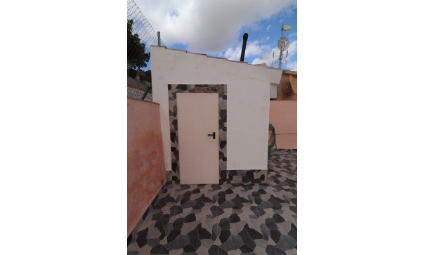 Sprzedaż - Willa wolnostojąca -
Fortuna