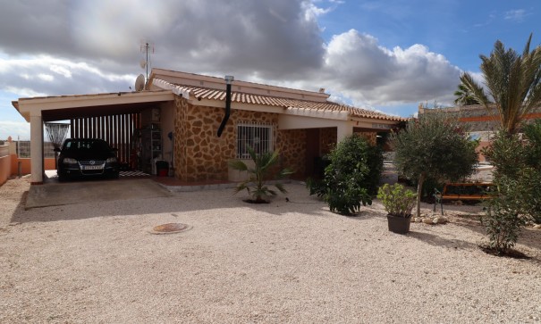 Sprzedaż - Willa wolnostojąca -
Fortuna