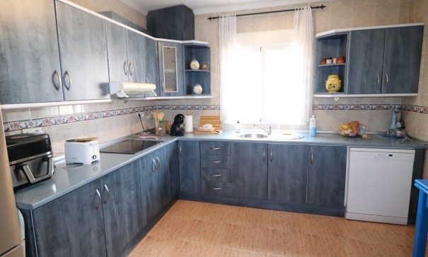 Sprzedaż - Willa wolnostojąca -
Fortuna