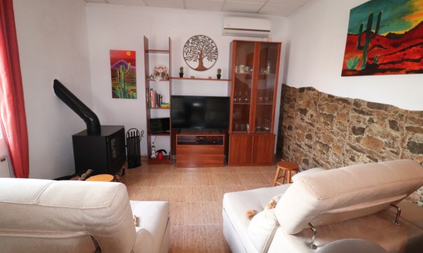 Sprzedaż - Willa wolnostojąca -
Fortuna