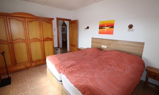 Sprzedaż - Willa wolnostojąca -
Fortuna