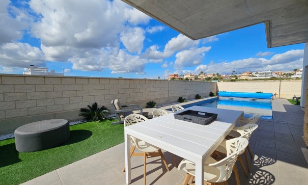 Sprzedaż - Willa wolnostojąca -
Ciudad Quesada - Rojales - Rojales