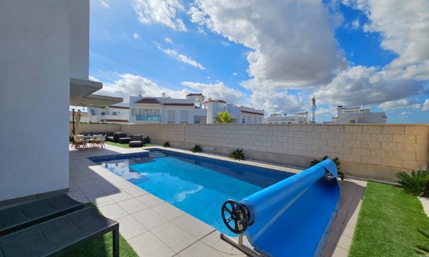 Sprzedaż - Willa wolnostojąca -
Ciudad Quesada - Rojales - Rojales