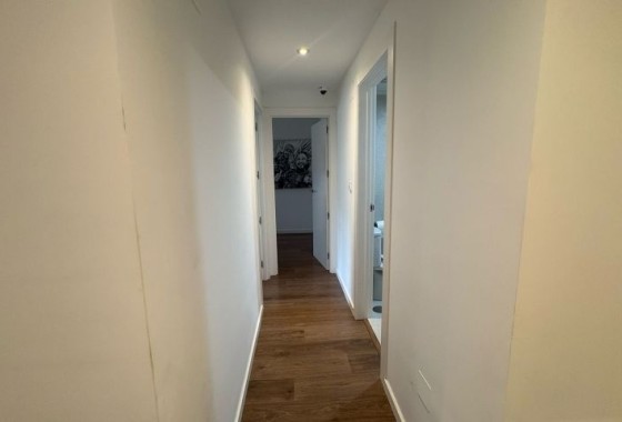 Revente - Appartement -
Elche