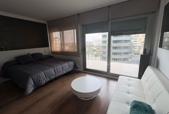 Revente - Appartement -
Elche