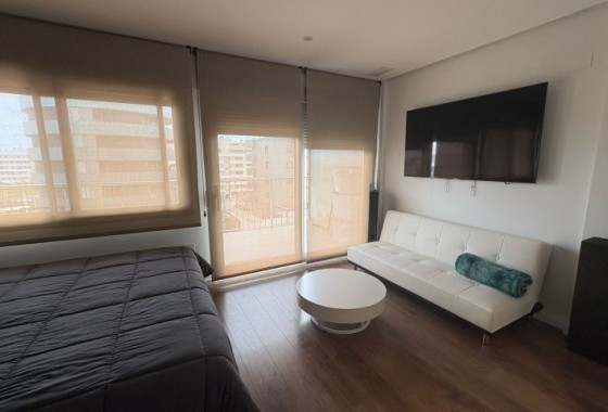 Revente - Appartement -
Elche