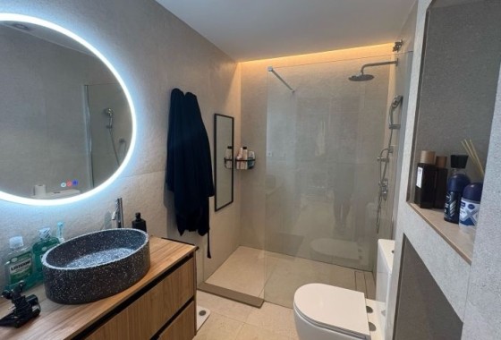 Revente - Appartement -
Elche