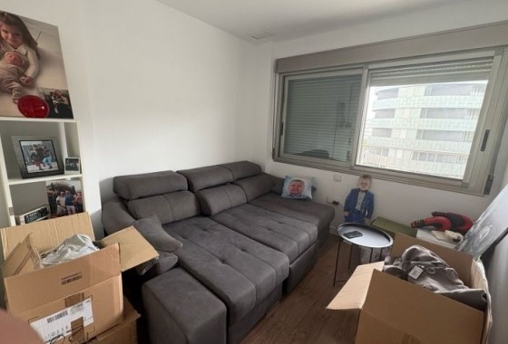 Revente - Appartement -
Elche