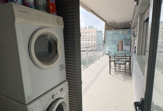 Revente - Appartement -
Elche