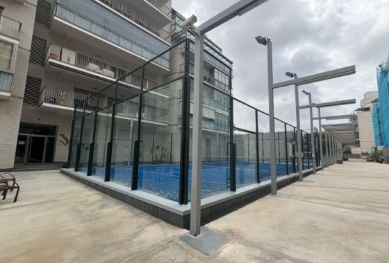 Revente - Appartement -
Elche