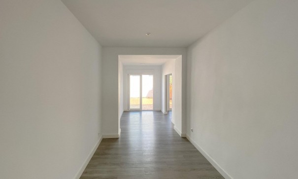 Videresalg - Villa -
Torrevieja - Aguas Nuevas