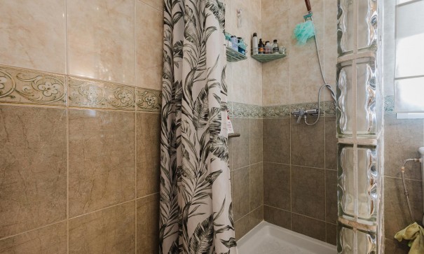 Herverkoop - Villa -
Torrevieja - La Siesta