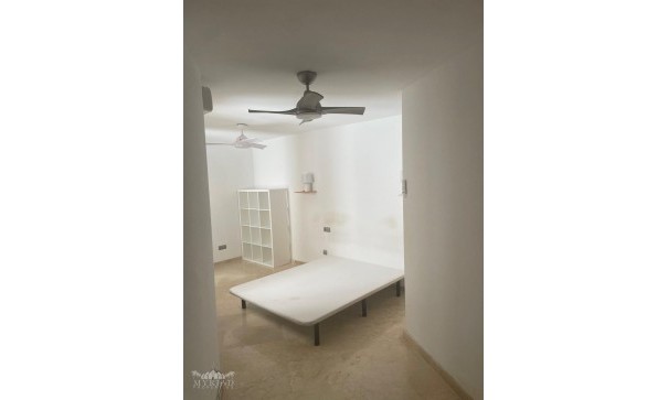 Venta - Apartamento piso -
Pinoso - Pinoso Alicante