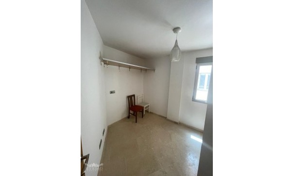 Venta - Apartamento piso -
Pinoso - Pinoso Alicante