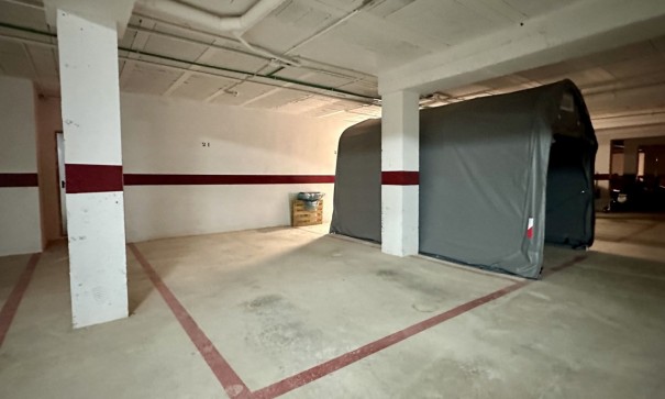 Herverkoop - Stadswoning -
San Miguel de Salinas