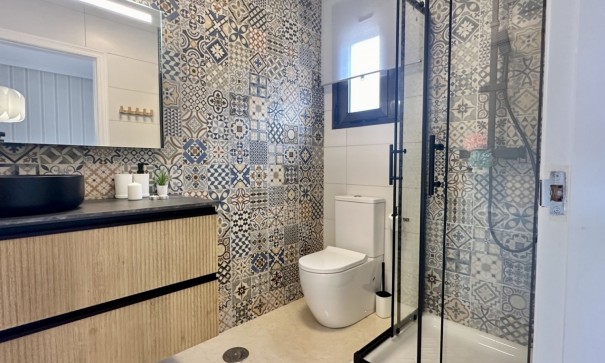 Herverkoop - Stadswoning -
San Miguel de Salinas