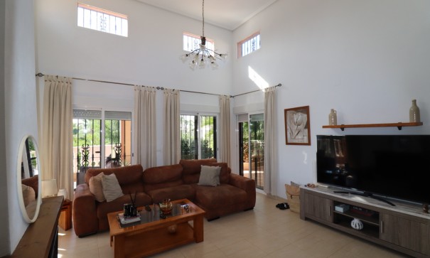 Herverkoop - Finca Landelijk pand -
Catral