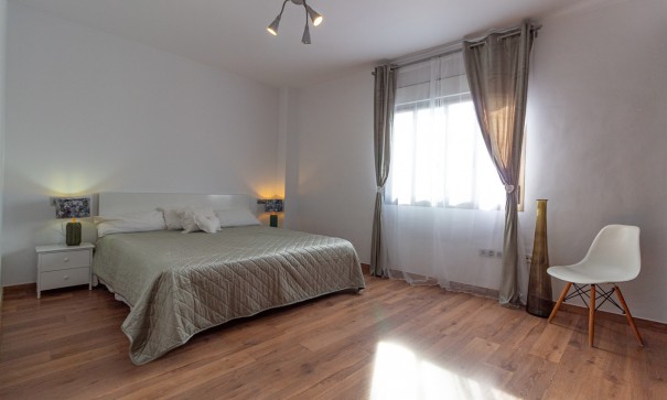 Återförsäljning - Lägenhet lägenhet -
Torrevieja - Beach