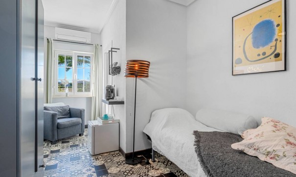 Återförsäljning - Finca lantlig egendom -
Los Montesinos