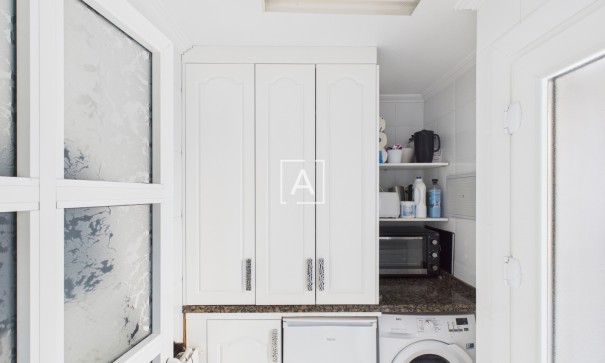 Sprzedaż - Willa w zabudowie bliźniaczej -
Pinar de Campoverde