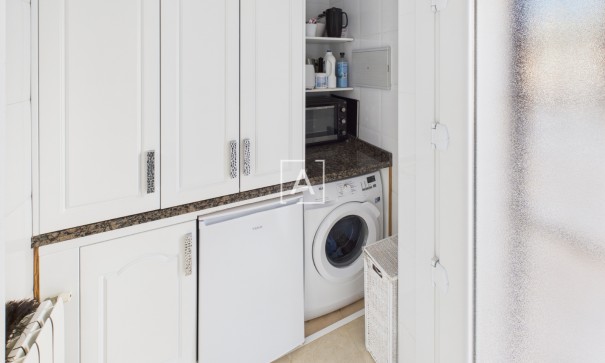 Sprzedaż - Willa w zabudowie bliźniaczej -
Pinar de Campoverde