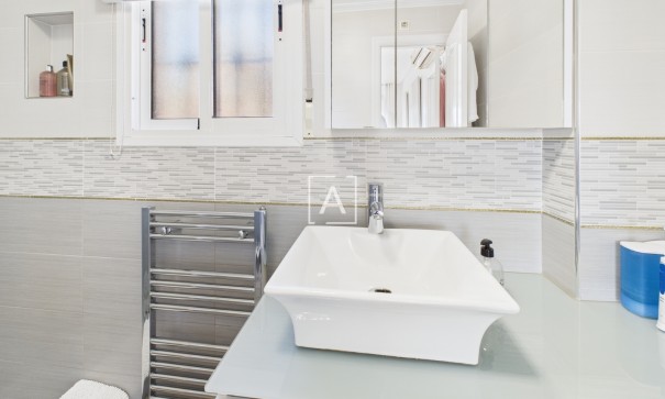 Sprzedaż - Willa w zabudowie bliźniaczej -
Pinar de Campoverde