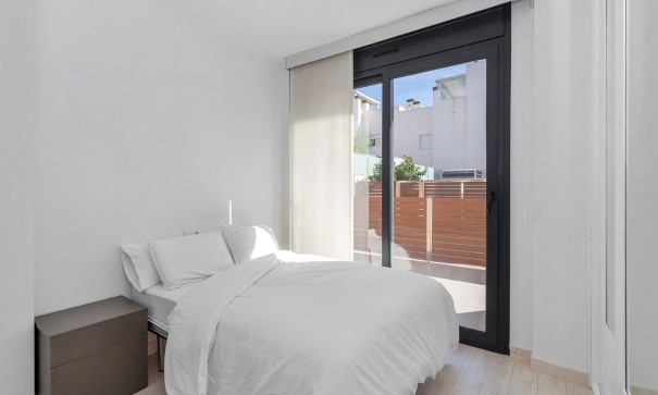 Herverkoop - Vrijstaande Villa -
Torrevieja - Sector 25