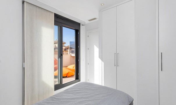 Herverkoop - Vrijstaande Villa -
Torrevieja - Sector 25