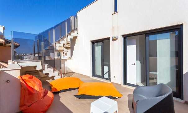 Herverkoop - Vrijstaande Villa -
Torrevieja - Sector 25