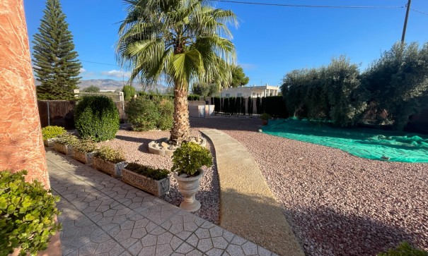 Sale - Finca Country Property -
Crevillente