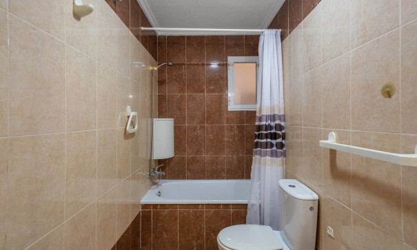 Sale - Apartment Flat -
Torrevieja - Centro