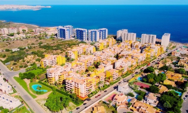 Sale - Town house -
Punta Prima