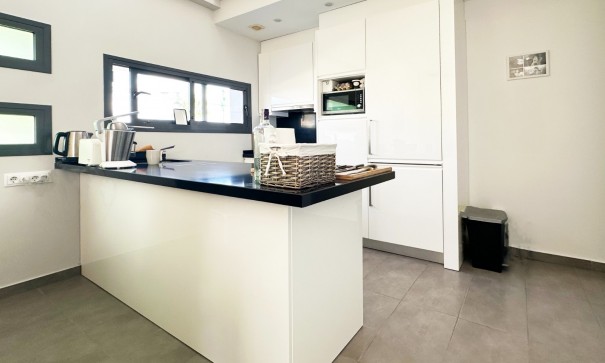 Sale - Semi Detached Villa -
Algorfa - La Finca Golf