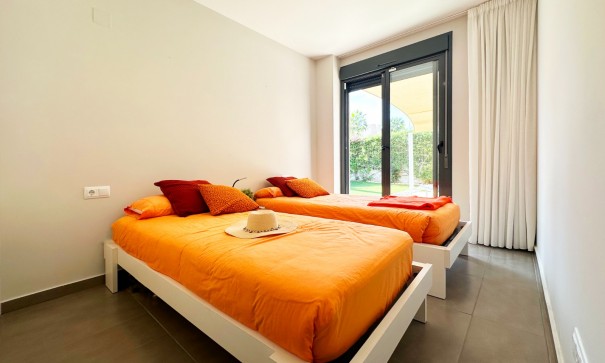 Sale - Semi Detached Villa -
Algorfa - La Finca Golf