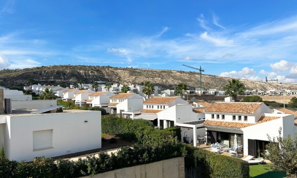 Sale - Semi Detached Villa -
Algorfa - La Finca Golf