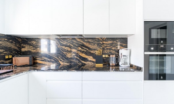 Sale - Town house -
Torrevieja - Punta prima